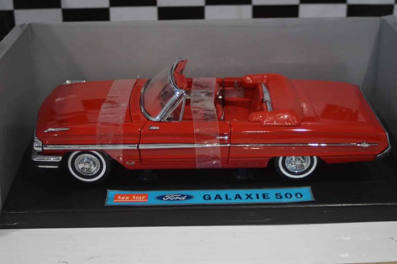 Sunstar mini cooper s 1964 #37 paddy hopkirk red ref 5326 1:12 scale