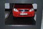 Maisto mercedes benz a-class 1997 in red 1:18 diecast 31841