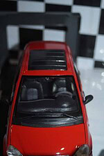 Maisto mercedes benz a-class 1997 in red 1:18 diecast 31841