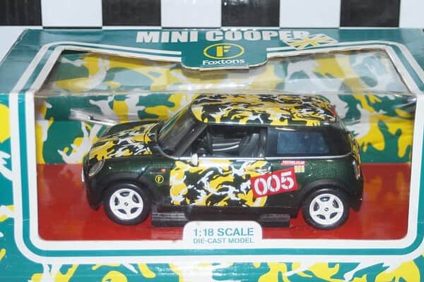 FOXTONS (Burago) Mini Cooper GREEN #005 1:18 scale