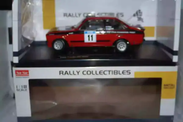 Sunstar ford escort mk2 rs1800 manx rally 2007 4854 1:18 scale