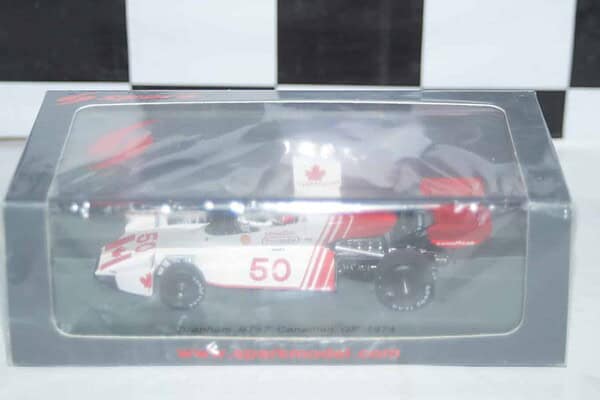 Spark brabham bt38 winner monza f2 1972 1:43 resin s7437