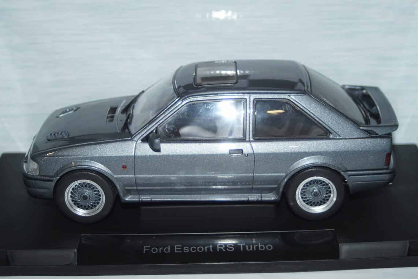 Model car group ford escort rs turbo s2 grey mcg18272