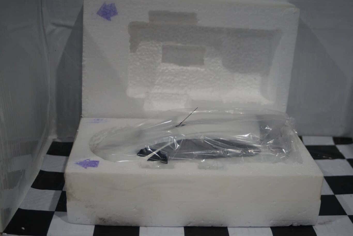 Otto ford focus rs mk2 le mans white 2010 1:18 ot1009