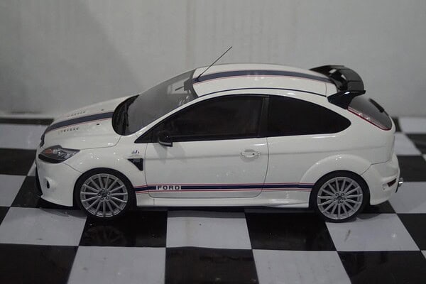 Otto ford focus rs mk2 le mans white 2010 1:18 ot1009