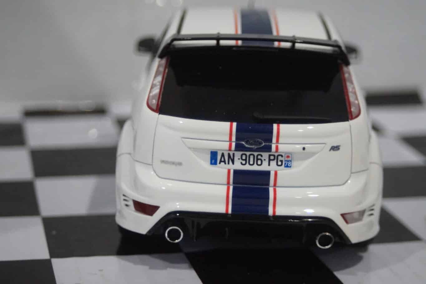 Otto ford focus rs mk2 le mans white 2010 1:18 ot1009