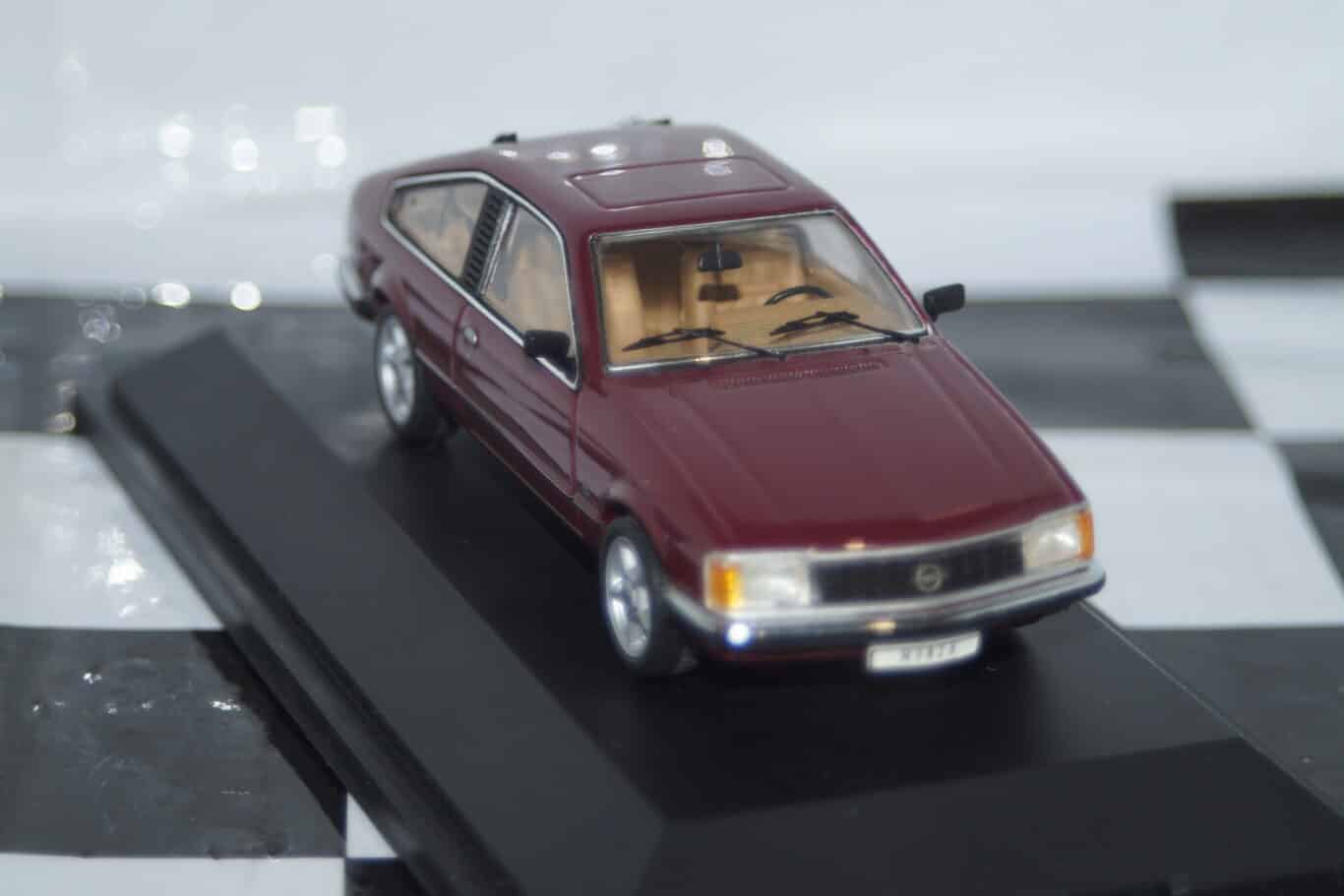 Schuco opel monza a in dark red 1:43 ref 02952