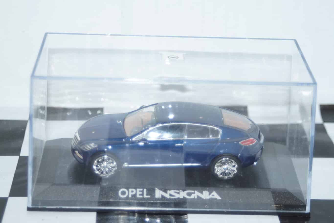 Norev opel insignia blue opel issue 1:43rd ref 9163271