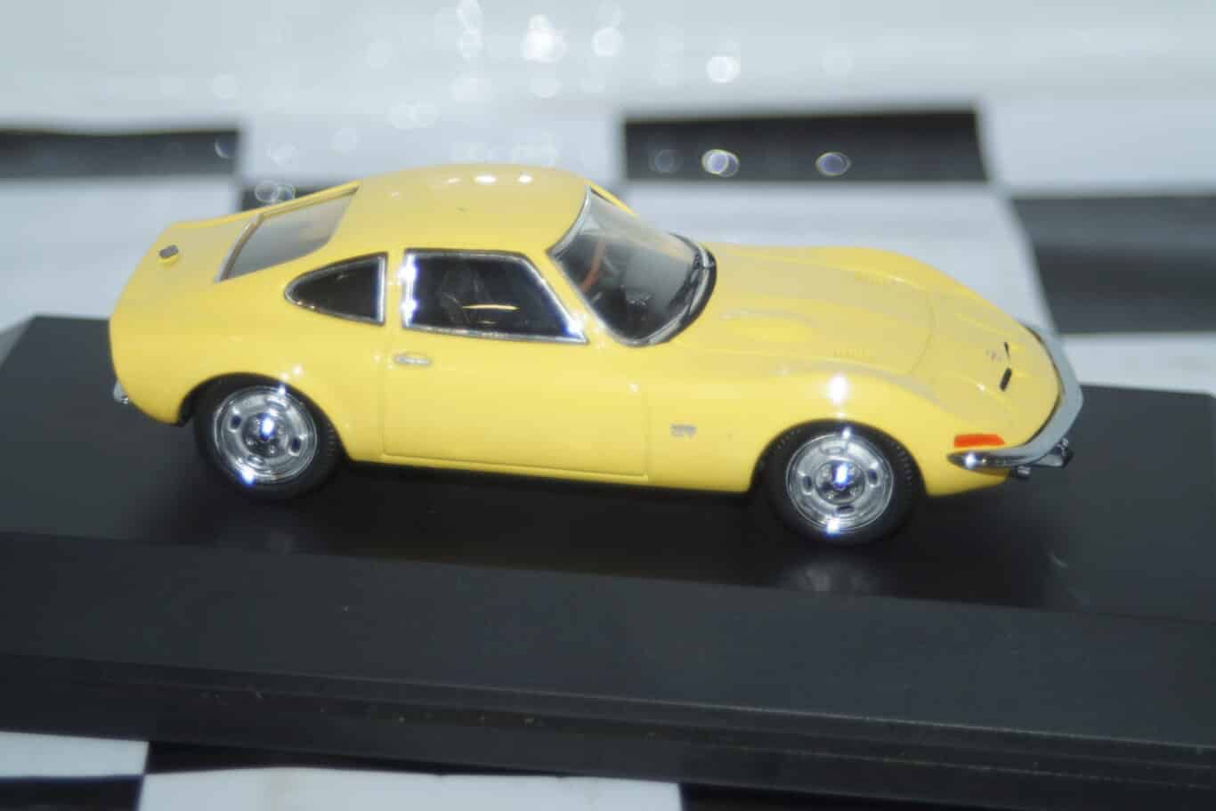 Schuco opel gt black 1:43,ref  02312