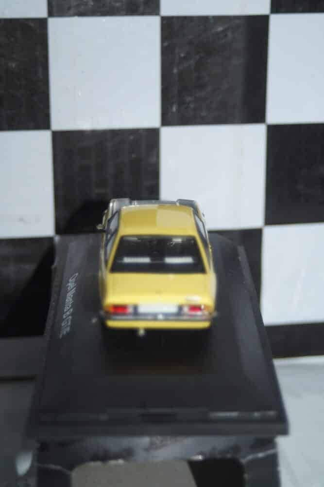 Schuco opel manta b gt/e 1:43 ref 02761