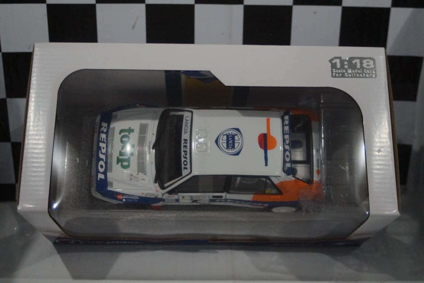 Solido lancia delta hf integrale monte carlo 93  1:18 diecast s1807806