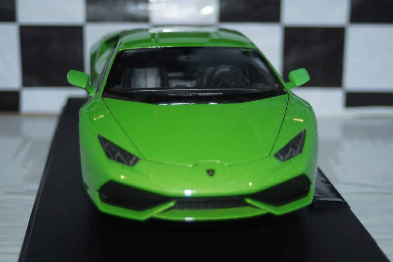 Nex welly lamborghini huracan lp 610-4 1:18 scale ref 18049w