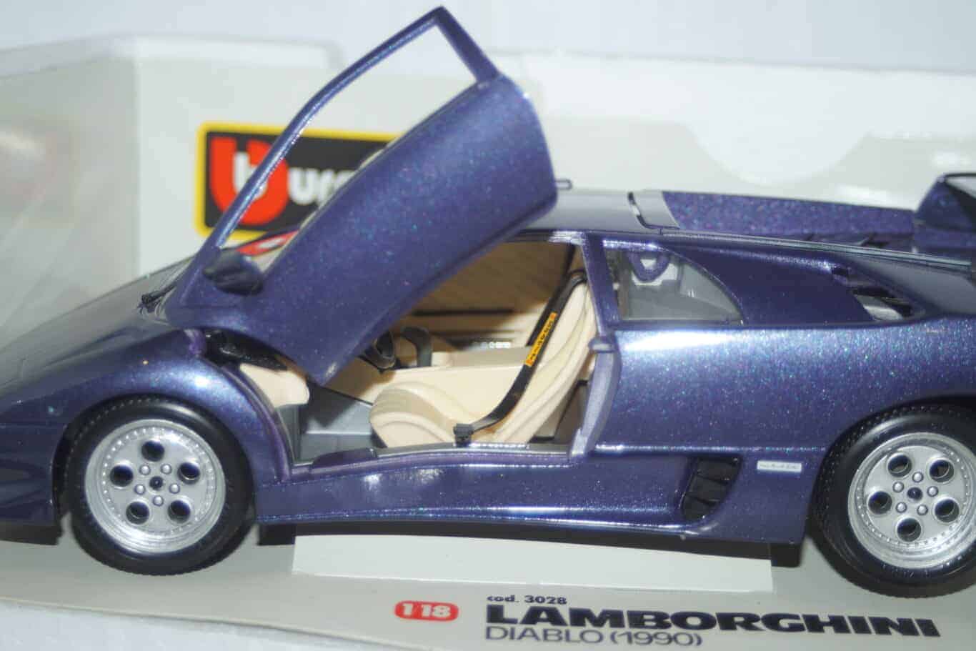 Burago lamborghini diablo 1990 metallic blue/grey 1:18 scale ref 3028