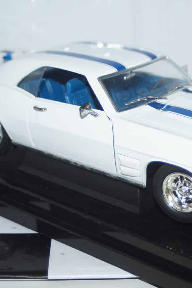 Road signature 1969 pontiac firebird trans am ref 92368 1:18th