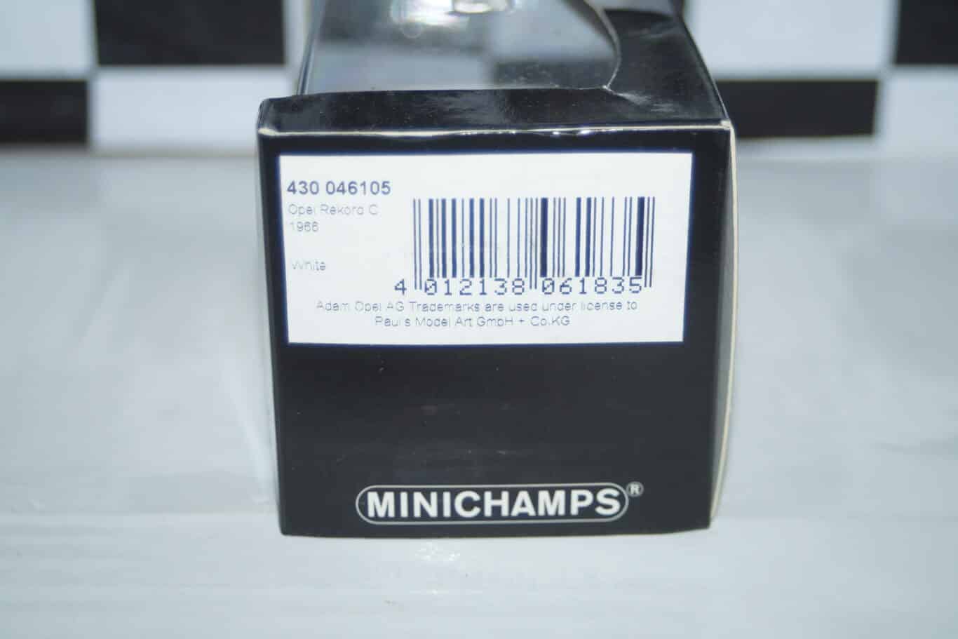 Minichamps opel / vauxhall rekord c white 1966 430 046105