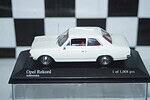 Minichamps opel / vauxhall rekord c white 1966 430 046105