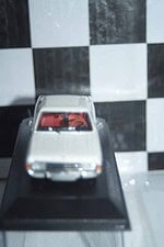 Minichamps opel / vauxhall rekord c coupe yellow 1966 430 046125