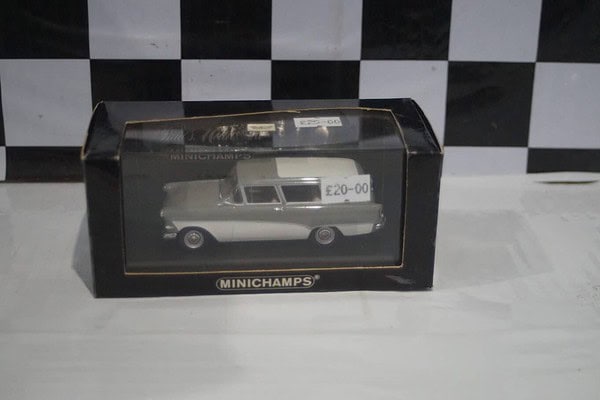 Minichamps opel / vauxhall rekord p1 caravan 1958-60 430 043215