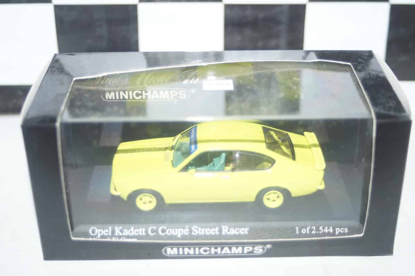 Minichamps opel kadett c coupe sport special 430 045625