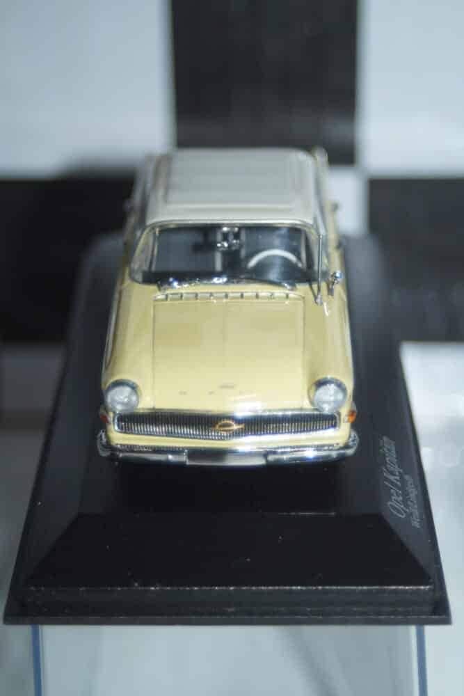 Minichamps opel kapitan 1959 in yellow / white 430 040006