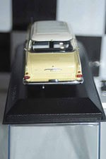 Minichamps opel kapitan 1959 in yellow / white 430 040006