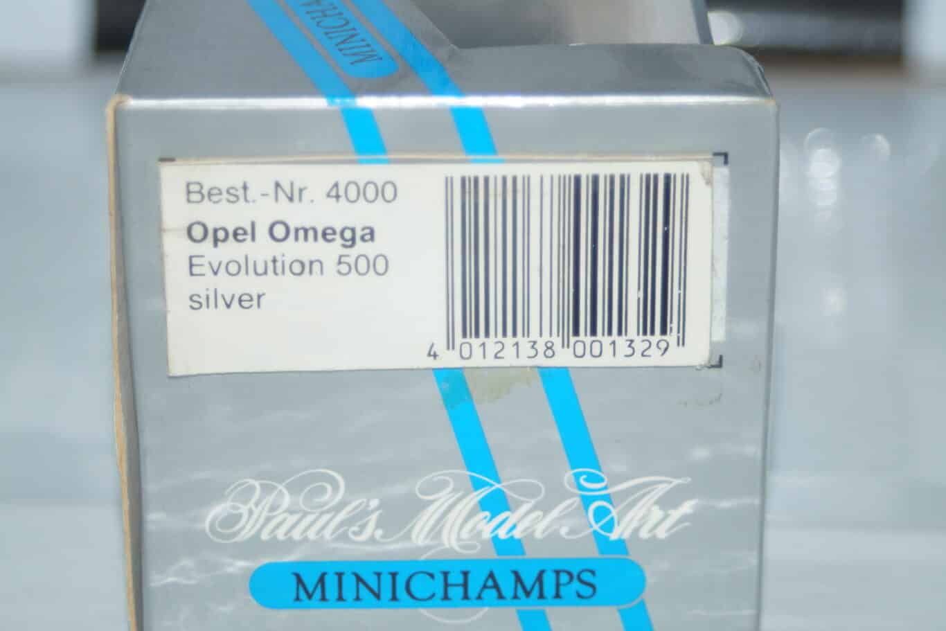 Minichamps opel omega evolution 500 red in 1:43 (wrong box)