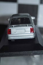 Minichamps opel omega evolution 500 red in 1:43 (wrong box)