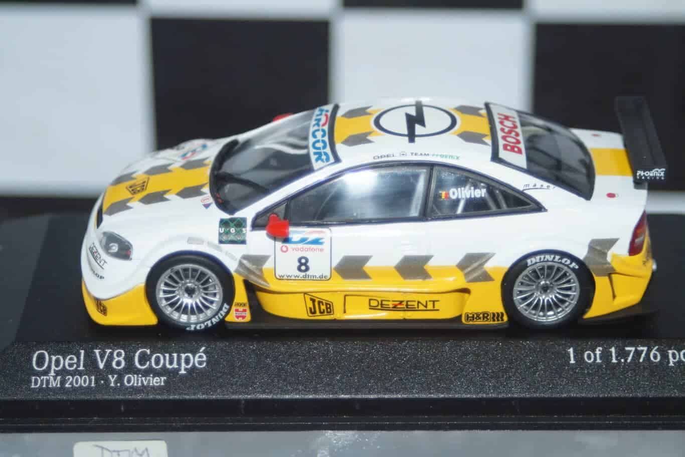 Minichamps opel v8 coupe y.olivier 400 014808