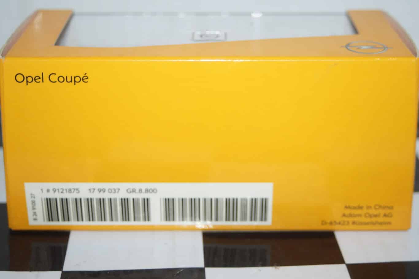 Minichamps opel astra coupe 1#91218751799037 in 1/43rd (missing parts)