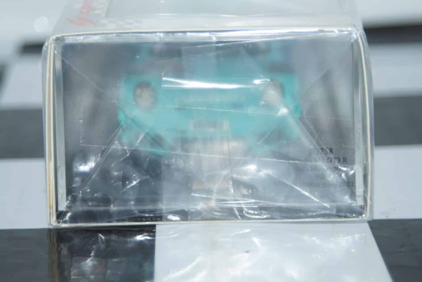 Spark porsche 911 gt3 r 24h nurburgring 2021 1:43 resin sg758 ltd 300