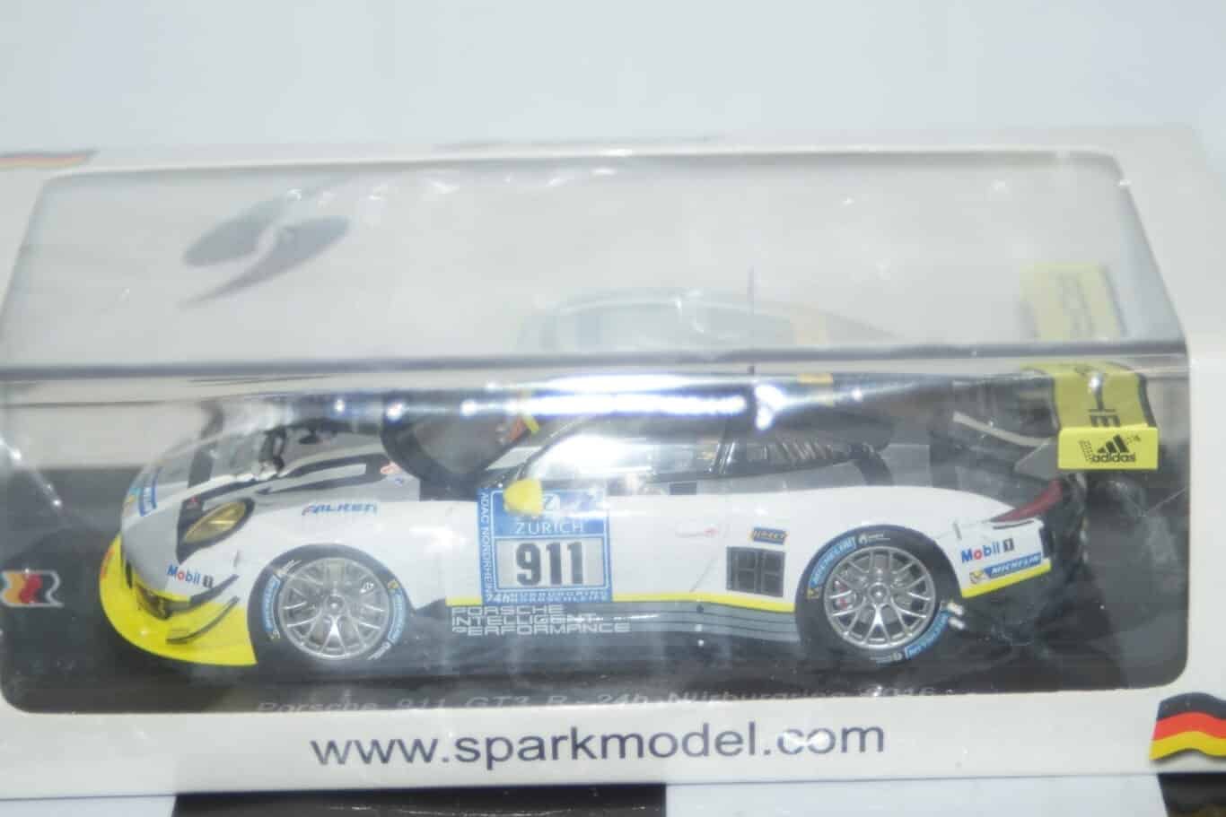 Spark porsche 911gt3 r -24hr nurburgring 2016 1:43 resin sg254 ltd 500
