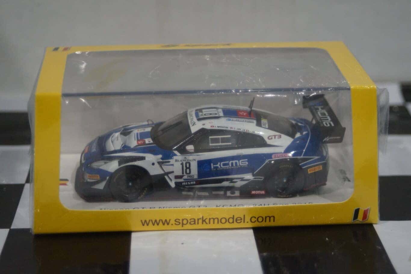 Spark nissan gt-r nismo gt3-kcmg-fia gt world cup macau 2018 sa172 1:43
