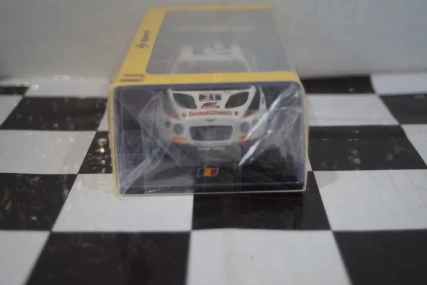 Spark bentley continental 24h spa 2018 1:43 resin sb225 ltd 300