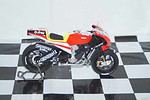 Minichamps ducati desmosedici showbike 2011,1:12th 122 100146