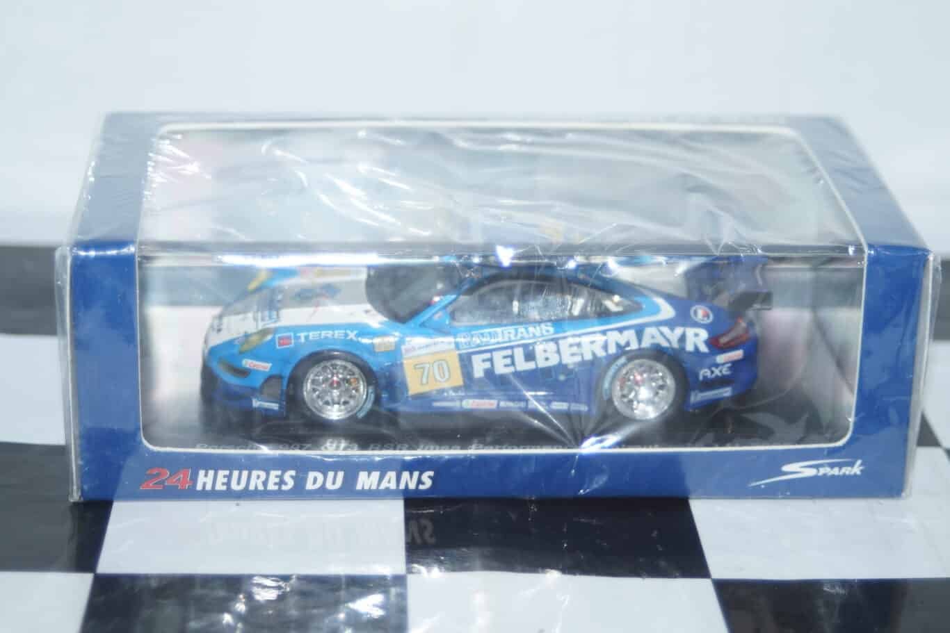 Spark porsche 997 gt3 rsr lm 2009 1:43 ref s1952