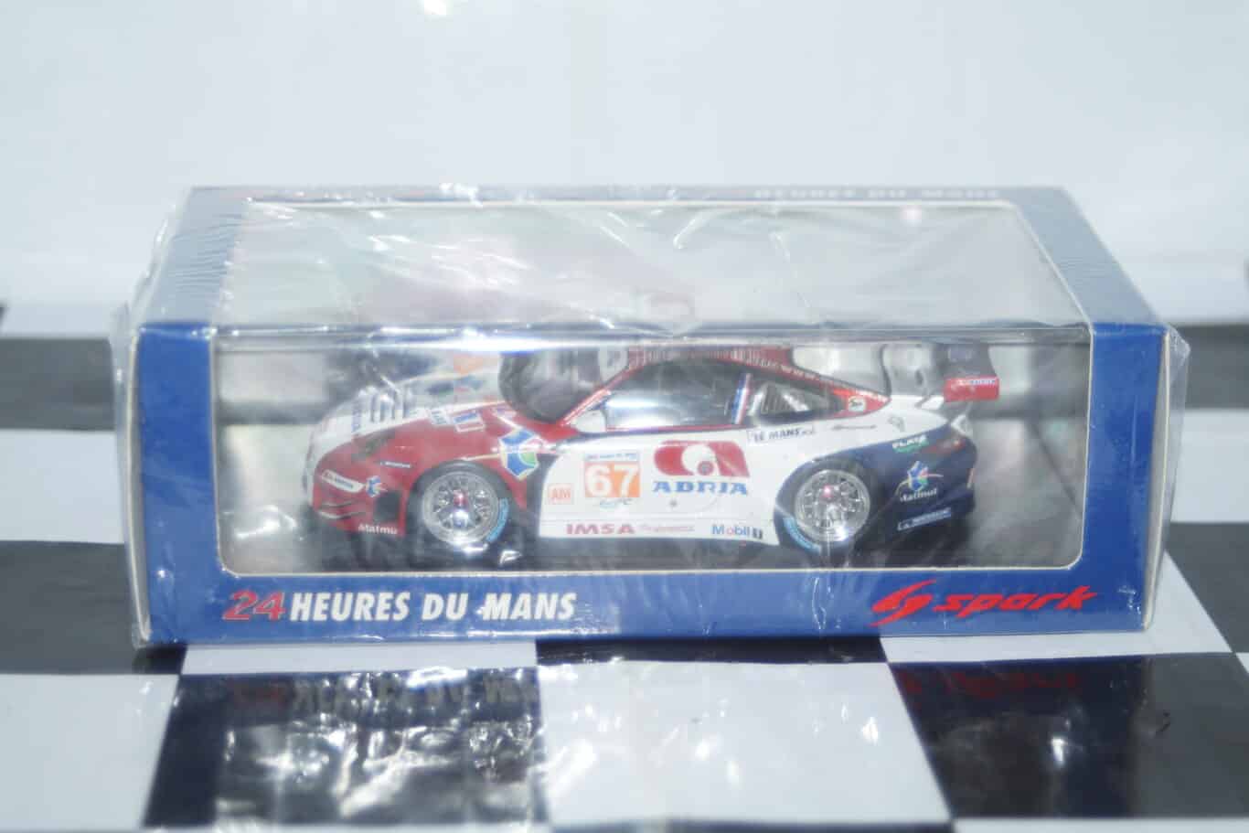 Spark porsche 997 gt3 rsr lm 2010 1:43 ref s2581
