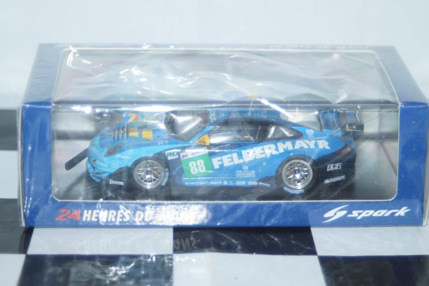 Spark porsche 997 gt3 rsr lm 2011 1:43 ref s3420
