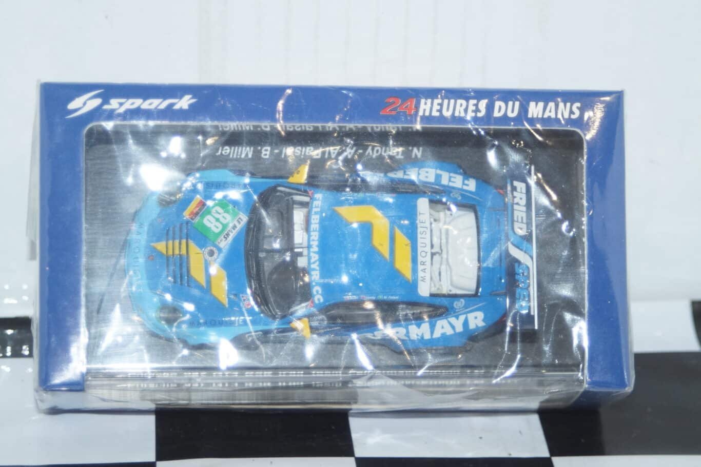 Spark porsche 997 gt3 rsr lm 2011 1:43 ref s3420