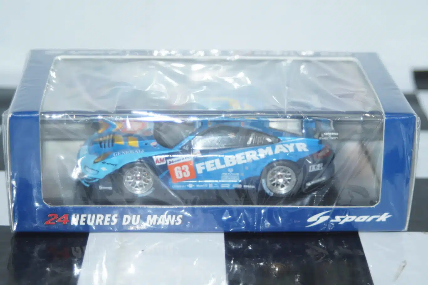 Spark porsche 997 gt3 rsr lm 2012 1:43 ref s3734