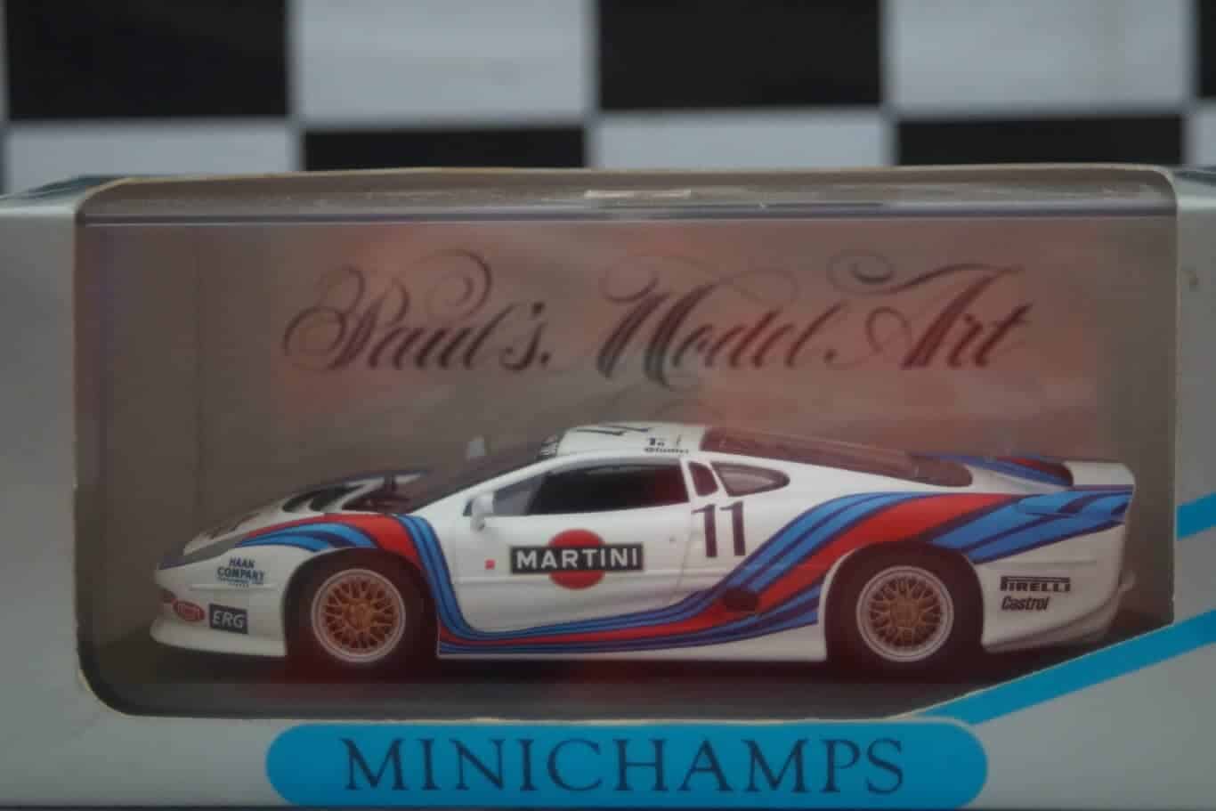 Minichamps jaguar xj 220 racing italia 1:43 430 931300