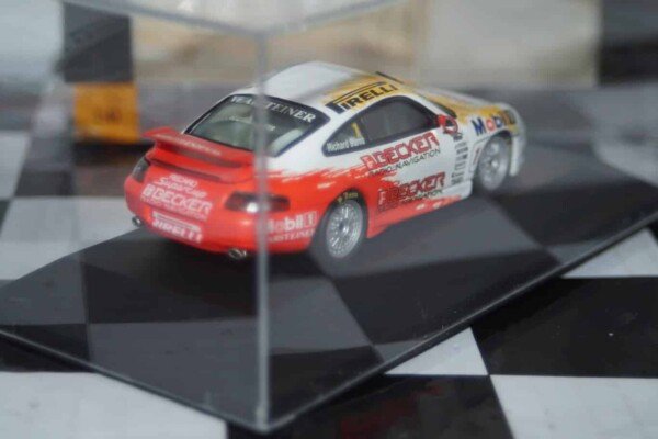 Onyx porsche 911 gt3 cup 2000 richard burns 1:43 scale xcl028