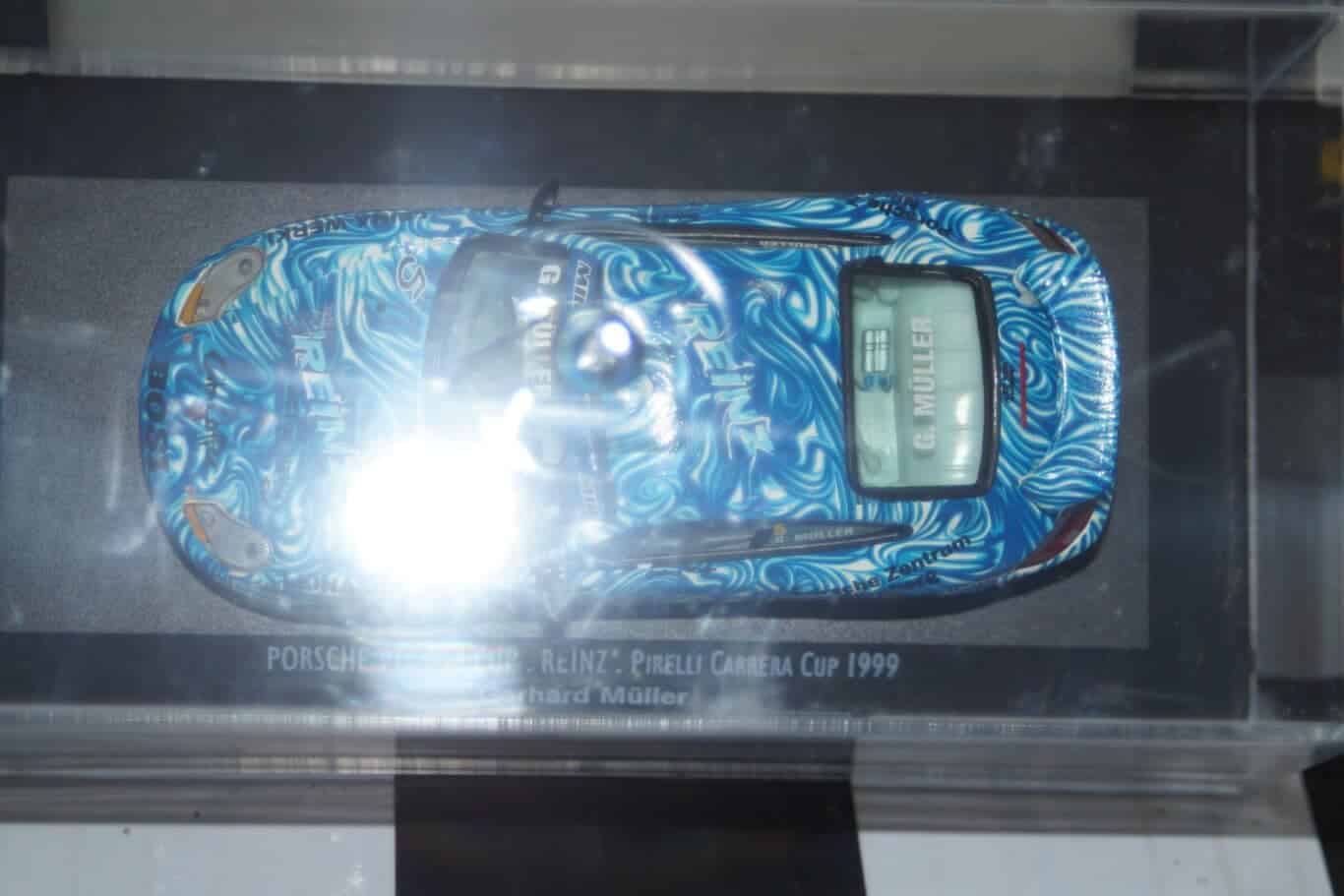 Onyx porsche 911 gt3 cup 1999 1:43 scale xcl026
