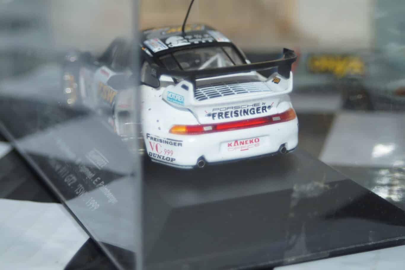 Onyx porsche 911 gt2 #61 le mans 1999 1:43 scale xlm99022