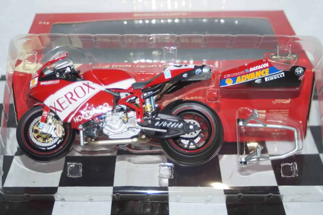 Minichamps ducati 999f06 wsb 