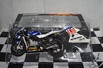 Minichamps yamaha yzr-m1 moto gp 2010 1:12th 122 103046