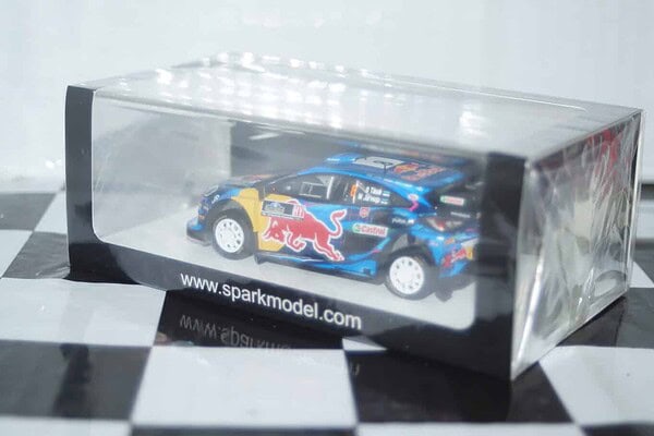 Ford puma rally winner sweden 2023 o.tanak #8 1:43 spark resin s6729