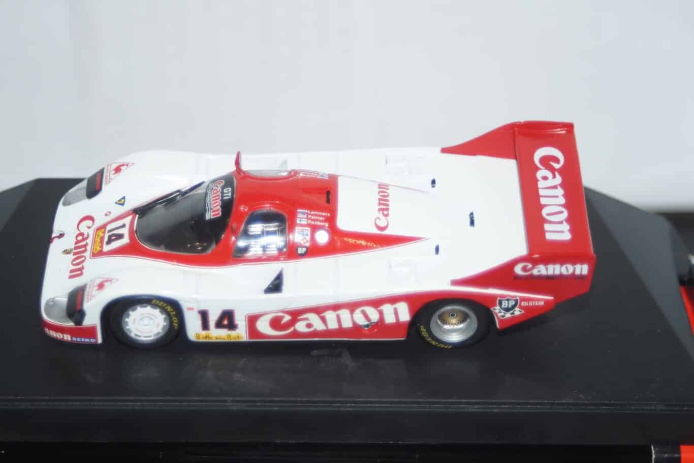 Quartzo porsche 956 short tail 