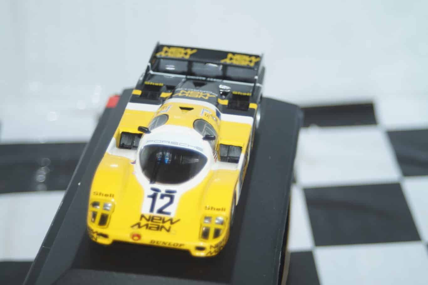 Quartzo porsche 956 long tail 