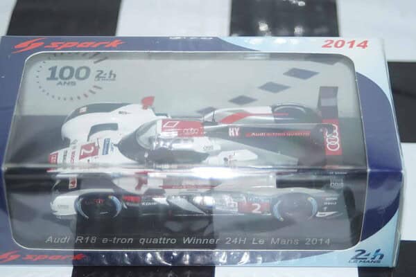 Spark audi r18 e-tron quattro winner 24h le mans 2014 1:43 ref 43lm14