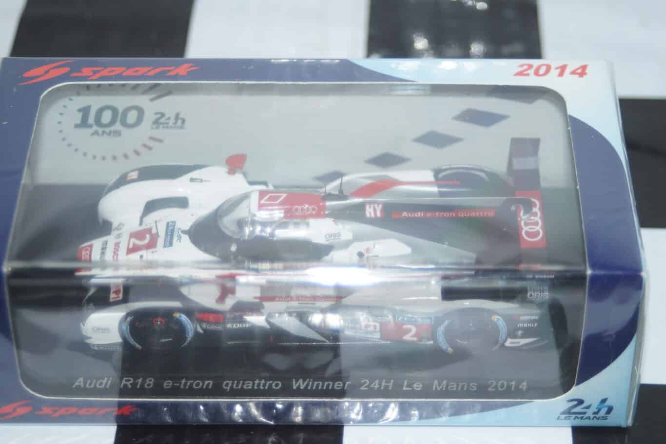 Spark audi r18 e-tron quattro winner 24h le mans 2014 1:43 ref 43lm14